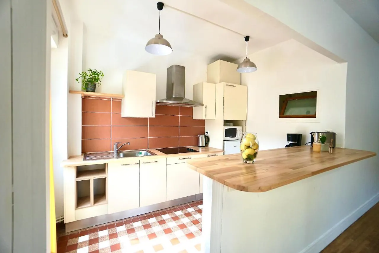 Cocon Urbain * Proche Centre * A 2 Pas De La Gare* Apartment Lorient