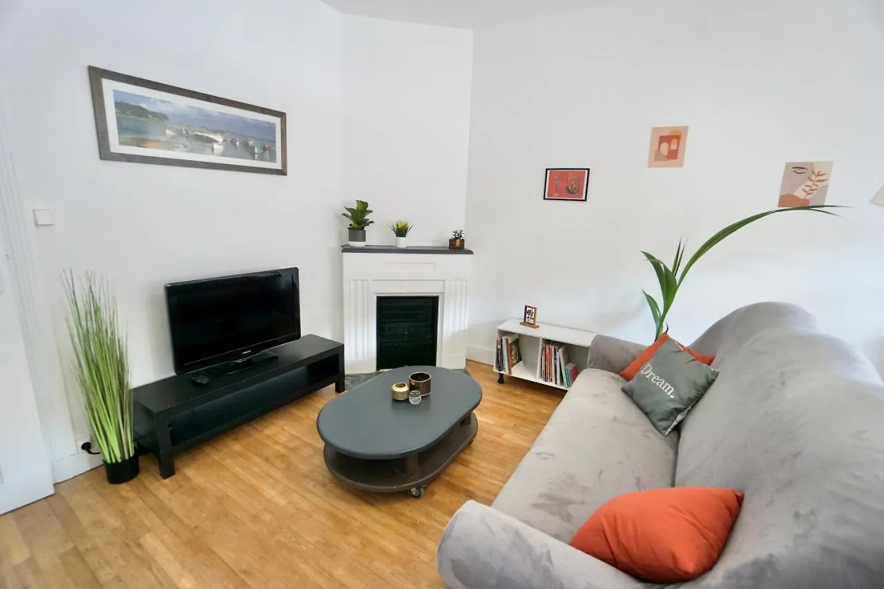 Cocon Urbain * Proche Centre * A 2 Pas De La Gare* Apartment Lorient