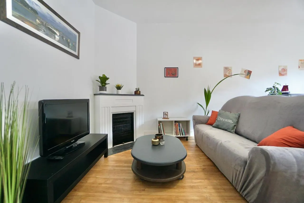 Cocon Urbain * Proche Centre * A 2 Pas De La Gare* Apartment Lorient 0*,